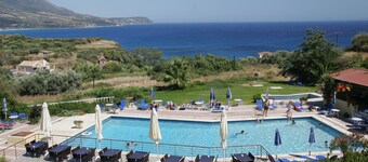 Karavados Beach