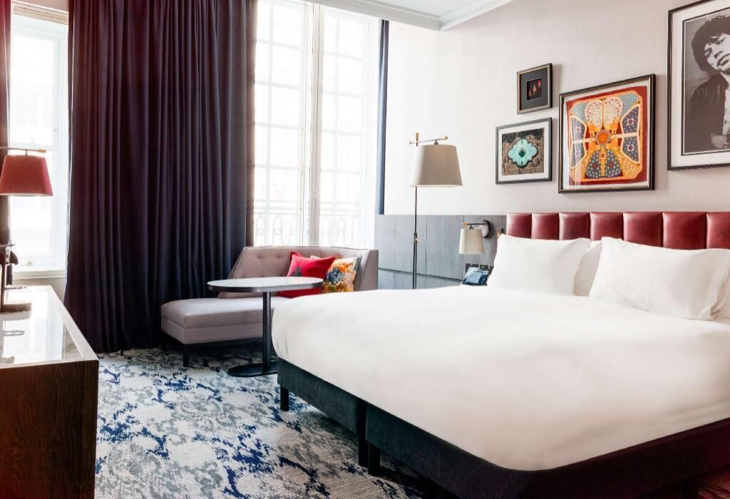 Egyptian cotton sheets, premium bedding, free minibar, in-room safe
