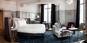 Suite (Landseer) | Seprai katun Mesir, seprai premium, minibar gratis, dan brankas