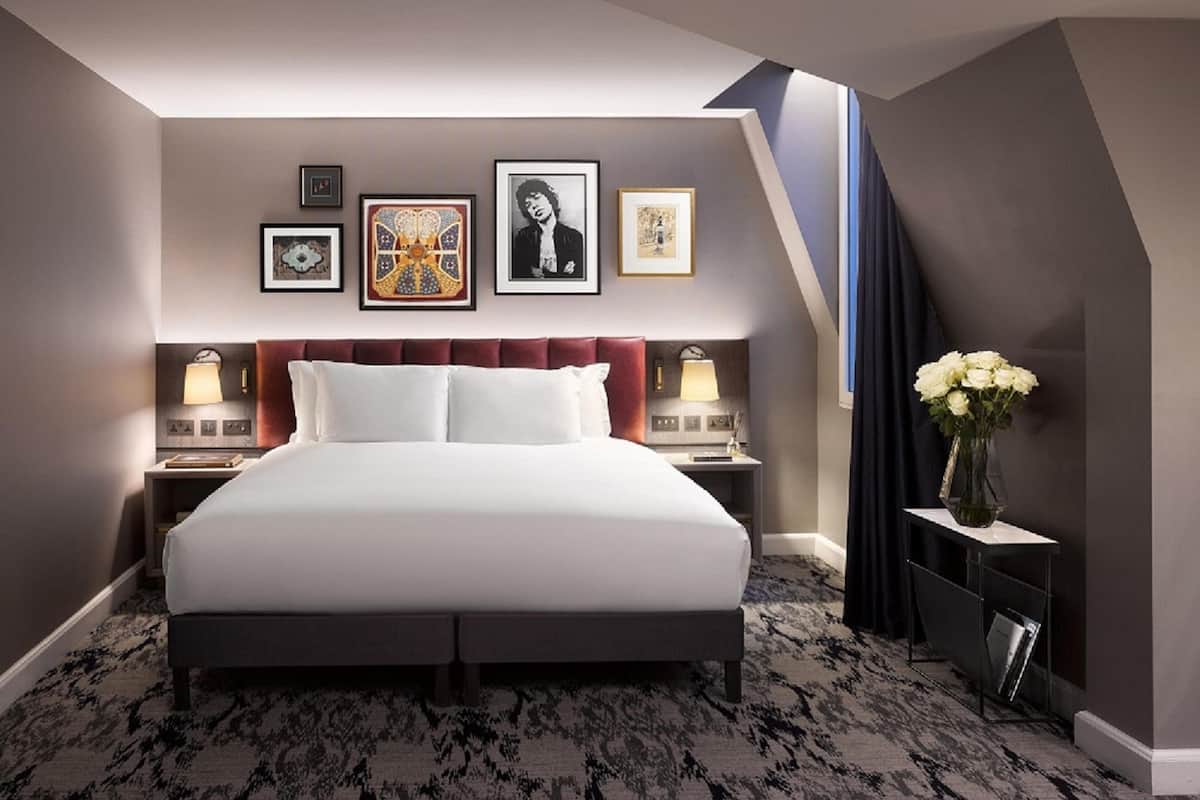 Suite (Railton) | Seprai katun Mesir, seprai premium, minibar gratis, dan brankas