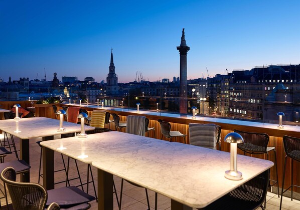 2 restaurants, breakfast, lunch, dinner served; Modern European cuisine 