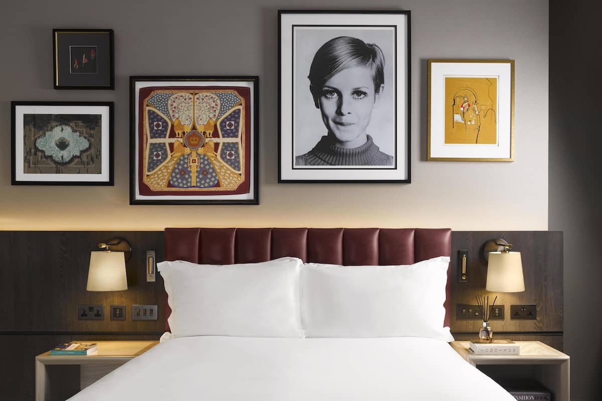 Egyptian cotton sheets, premium bedding, free minibar, in-room safe