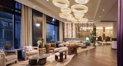 The Trafalgar St. James London, Curio Collection by Hilton