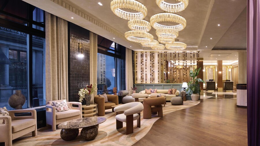 The Trafalgar St. James London, Curio Collection by Hilton