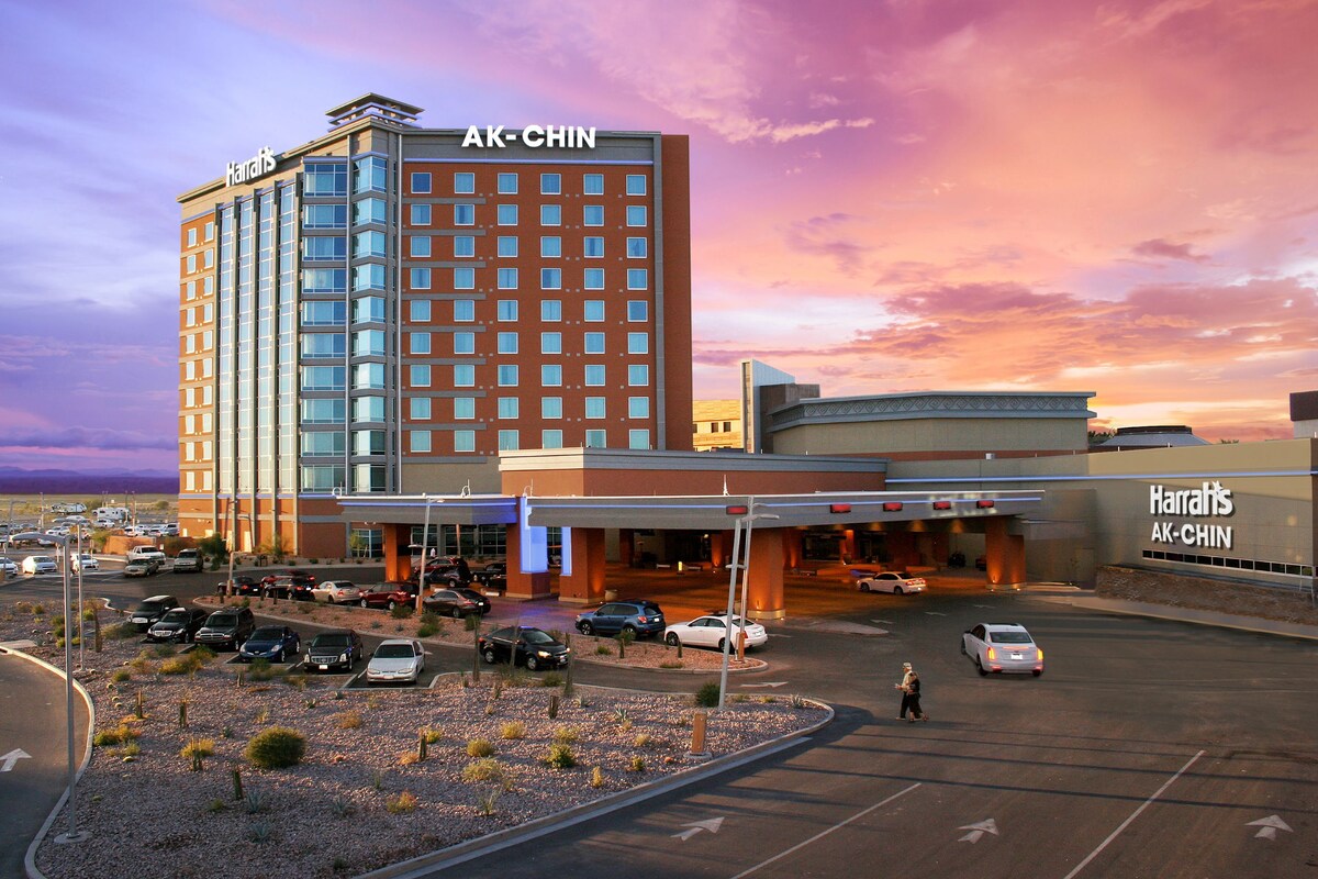 Room (Assigned Upon Arrival) | In-room safe, iron/ironing board, rollaway beds, bed sheets