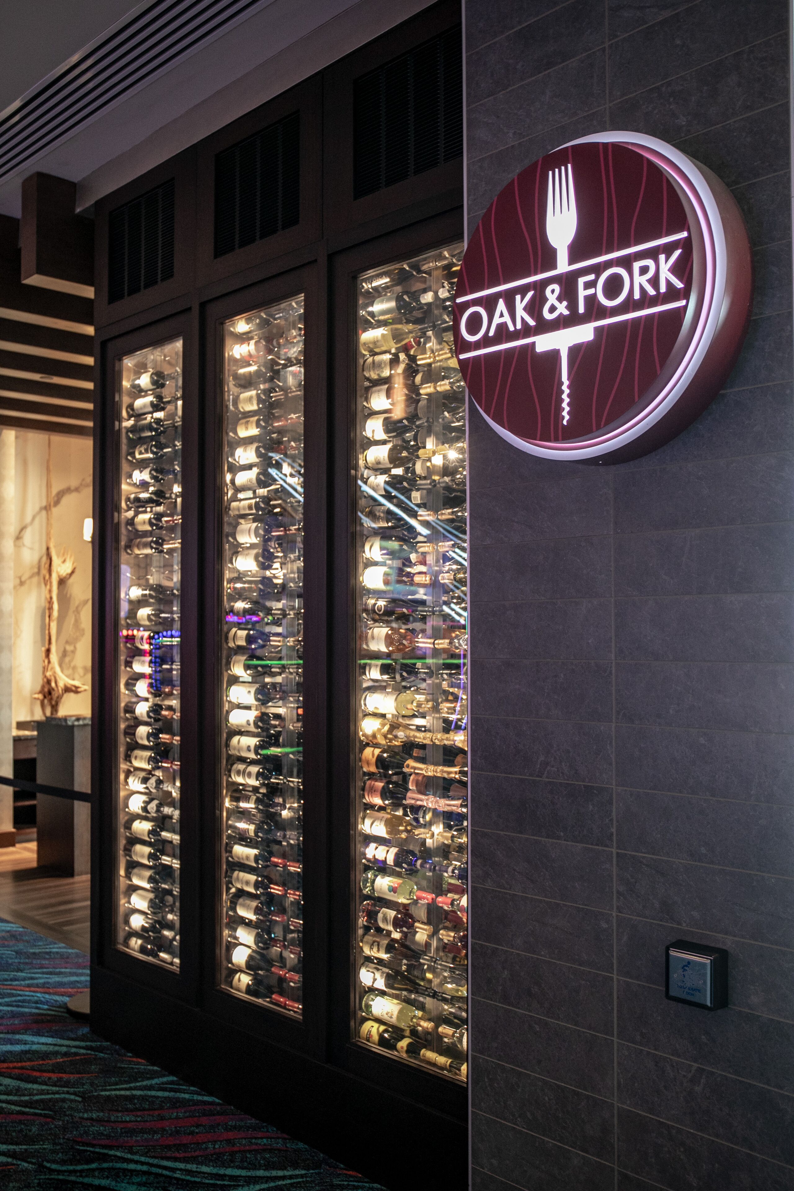 4 restaurants, breakfast, lunch, dinner served; american cuisine