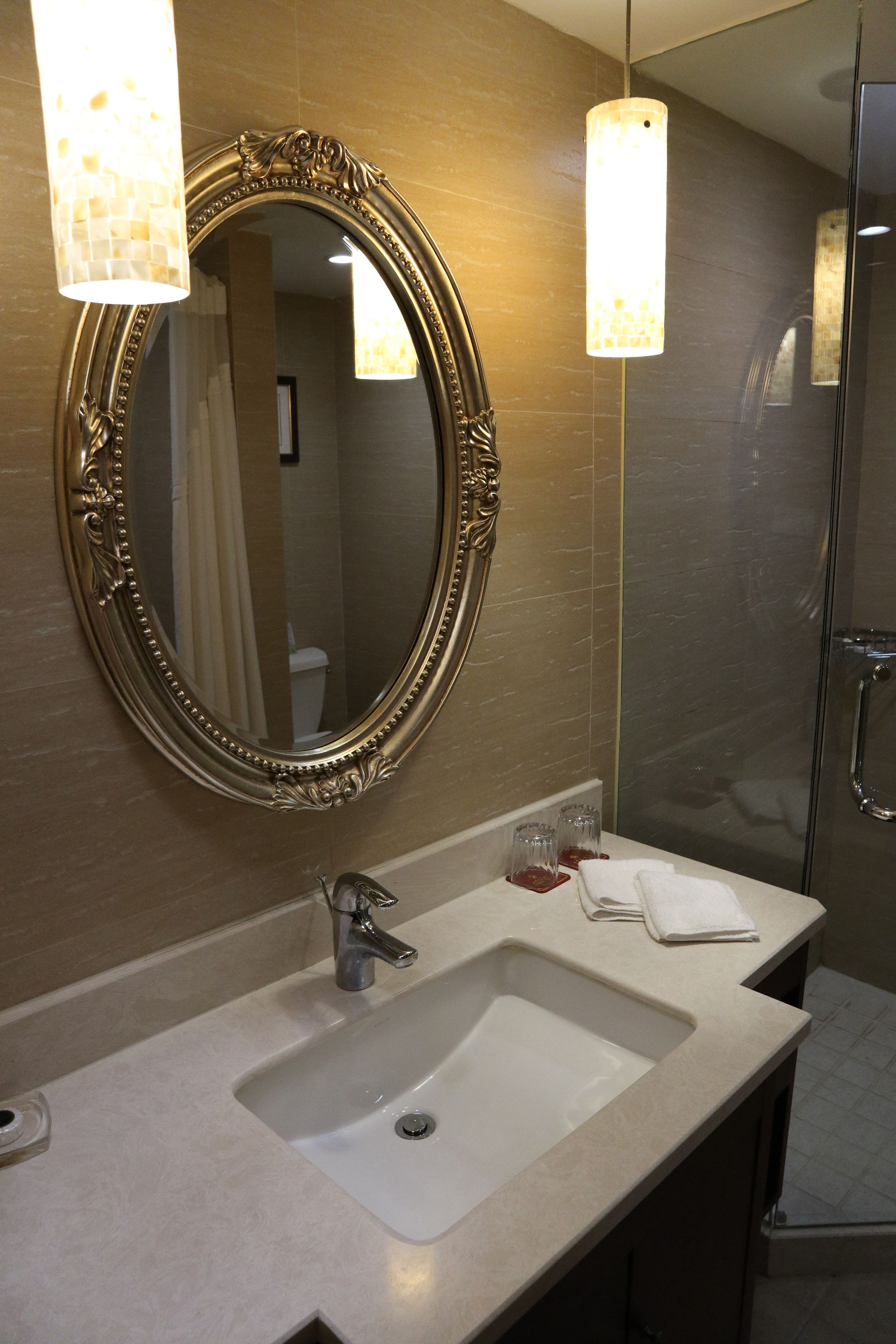 Photo - Pacific Hotel