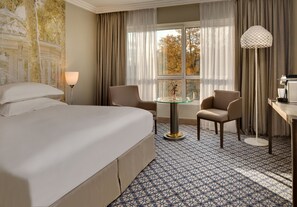 Down duvets, Select Comfort beds, minibar, in-room safe - Célestins Spa Thermal & Hôtel (Vichy)