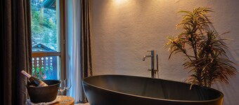 โรงแรม โล สกอยอัตโตโล