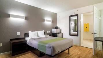 Desk, iron/ironing board, free WiFi, bed sheets