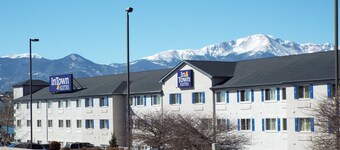 InTown Suites Extended Stay Colorado Springs
