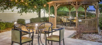 Holiday Inn Express & Suites Longview North by IHG