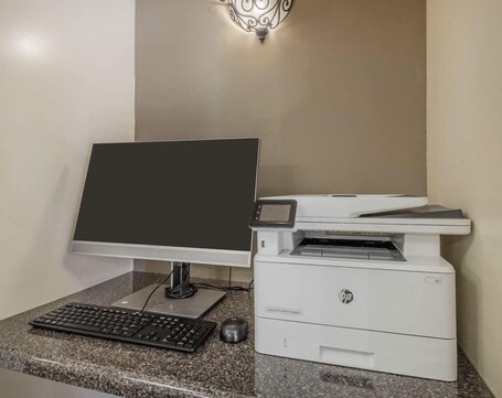 Sonesta Simply Suites Nanuet - Image 19