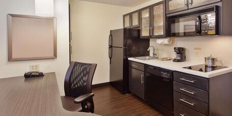 Sonesta Simply Suites Nanuet - Image 22