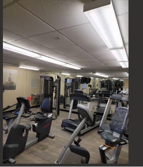 Sonesta Simply Suites Nanuet - Image 13