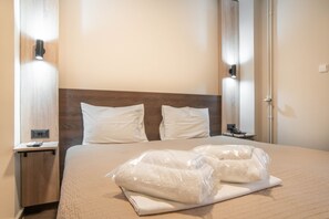 Schreibtisch, schallisolierte Zimmer, kostenloses WLAN, Bettwäsche
