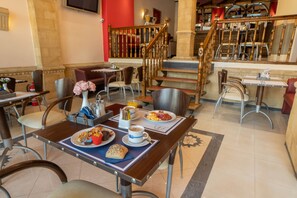 Daily buffet breakfast (EUR 8 per person)