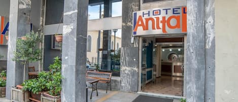 Fachada de la propiedad