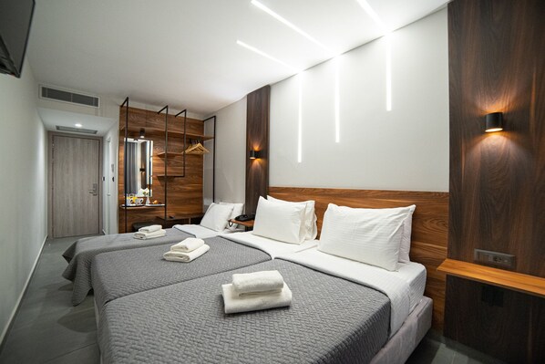 Cortinas blackout, tabla de planchar con plancha y wifi gratis 