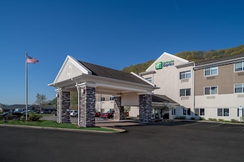 Holiday Inn Express Charleston-Kanawha City by IHG