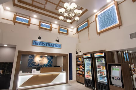 Exterior. Holiday Inn Express & Suites Ft. Lauderdale Airport West by IHG