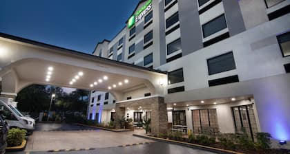 Holiday Inn Express & Suites Ft. Lauderdale Airport West by IHG