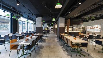 Desayuno buffet incluido todos los días