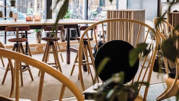 Sala de estar en el lobby