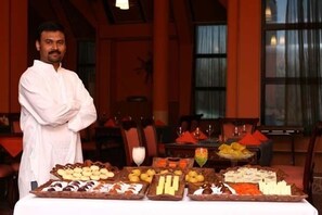 3 restaurants; breakfast, lunch, and dinner served - Le Grande Plaza Hotel (Tashkent)