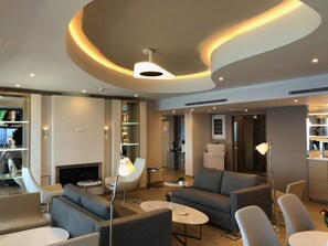 3 bars/lounges, poolside bar - Rodos Palace Hotel (Rhodes)