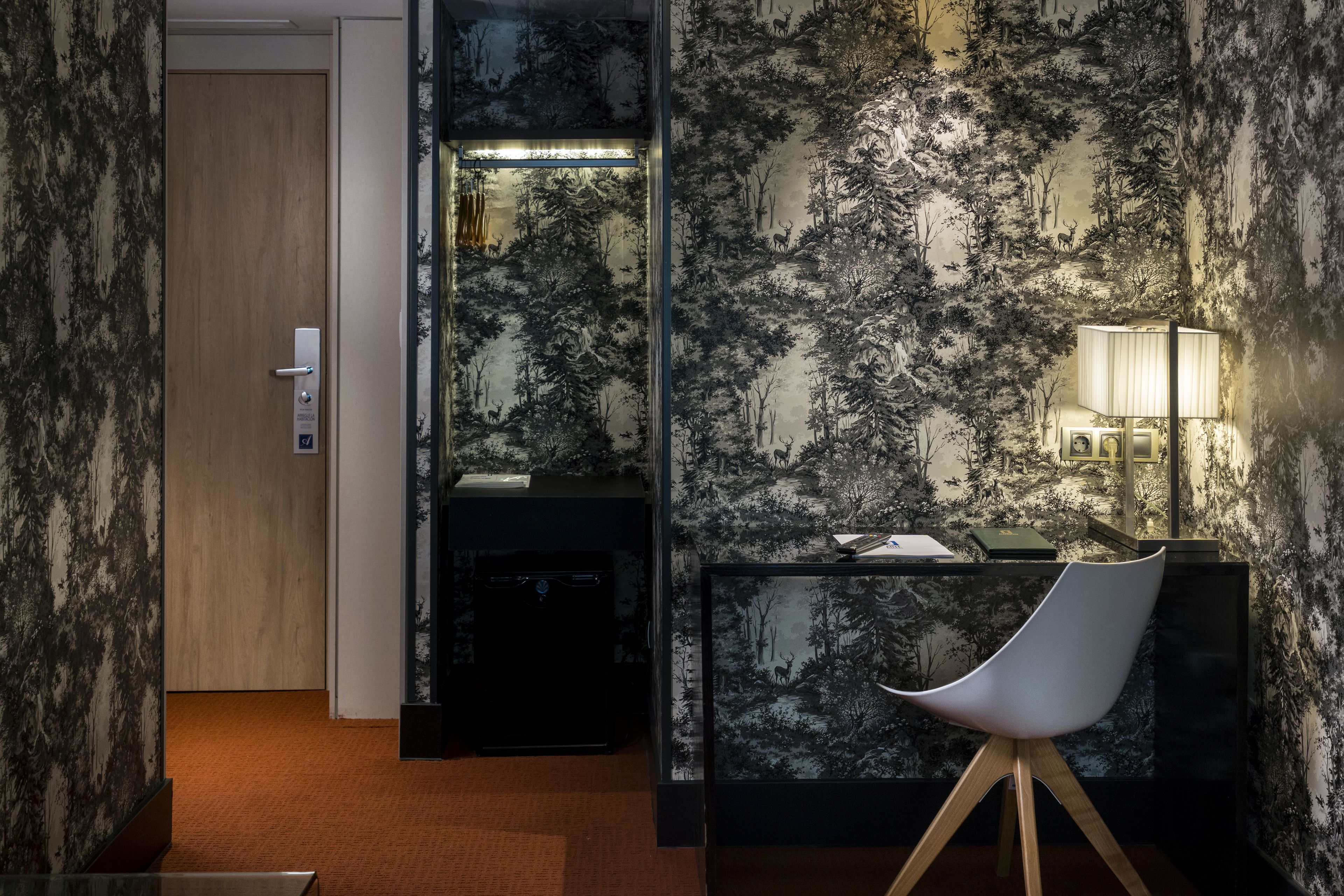 junior suite | 1 bedroom, minibar, in-room safe, iron/ironing board