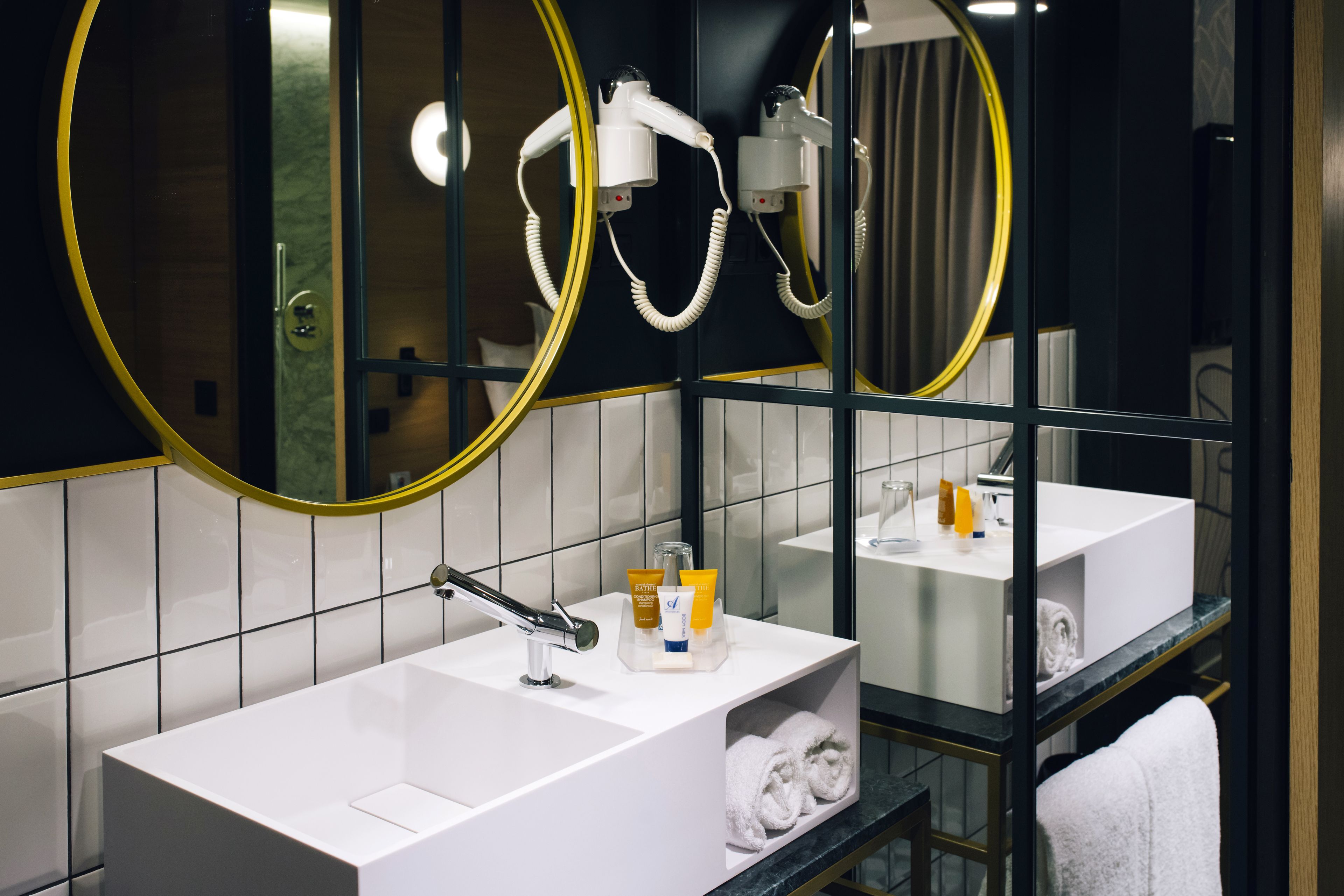 premium double room | bathroom | bathtub, rainfall showerhead, free toiletries, hair dryer