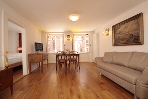 Televisión de pantalla plana 