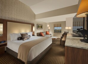 Deluxe Room, Accessible | Premium bedding, in-room safe, desk, blackout curtains - North Conway Grand Hotel (North Conway)