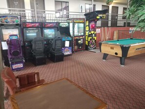 Billiards - Dodge House Hotel & Convention Center (Dodge City)