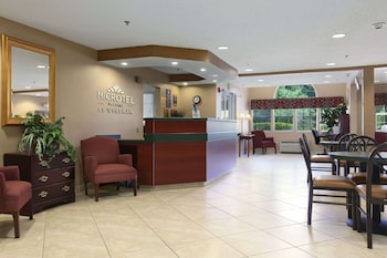 Hotel entrance and lobby at Microtel Inn & Suites by Wyndham Palm Coast I-95