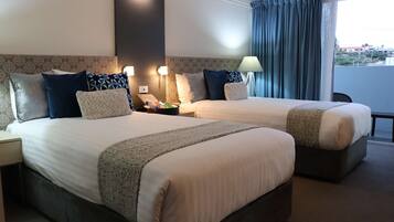 1 bedroom, minibar, in-room safe, desk