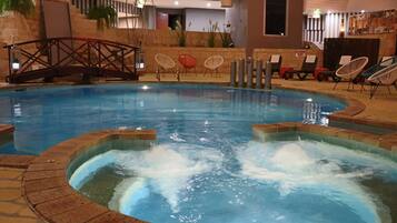 Indoor pool, seasonal outdoor pool, pool loungers