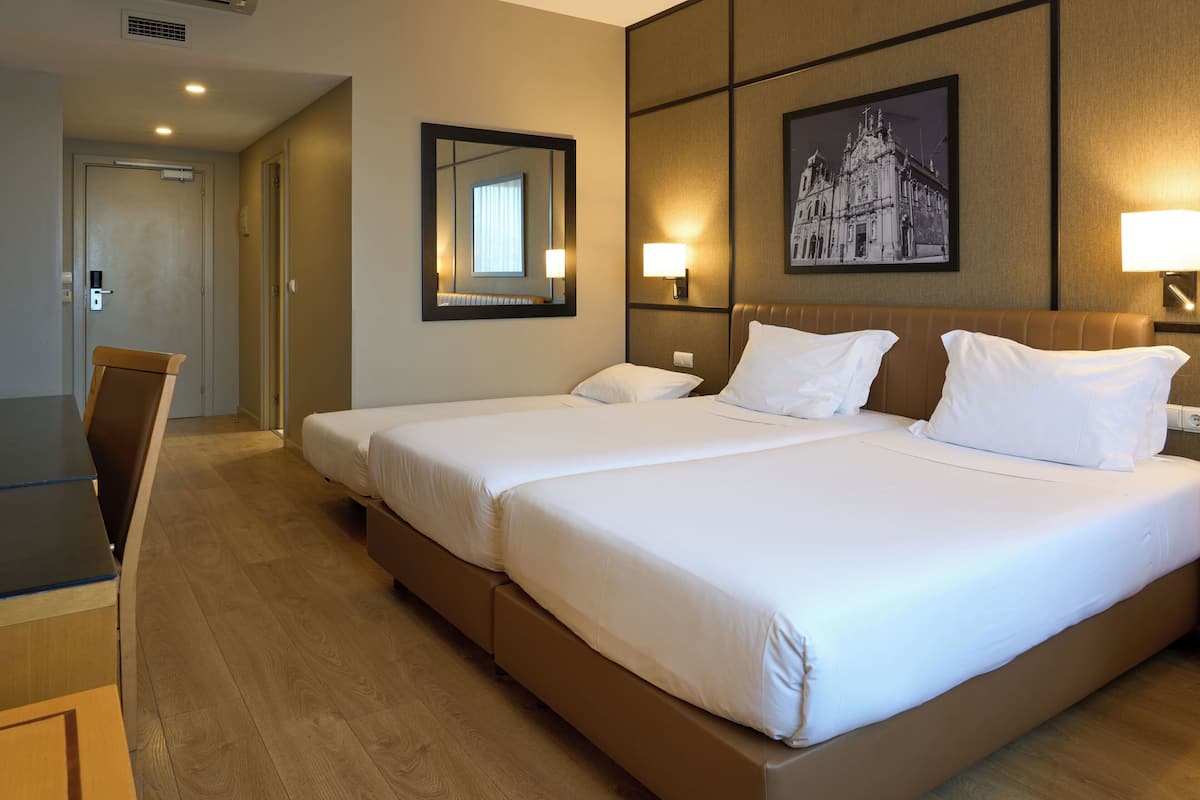 Twin Room (Extra Bed) | 1 bedroom, hypo-allergenic bedding, minibar, in-room safe