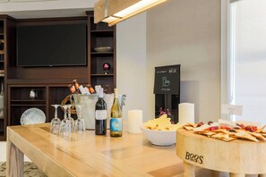 Snack-bar