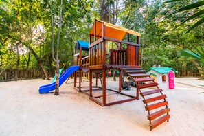 Children's play area - outdoor