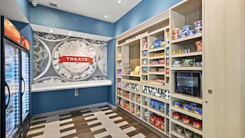 Snack bar