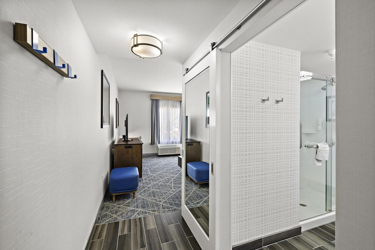 Room, 1 King Bed, Non Smoking, Refrigerator & Microwave | In-room safe, desk, laptop workspace, blackout drapes