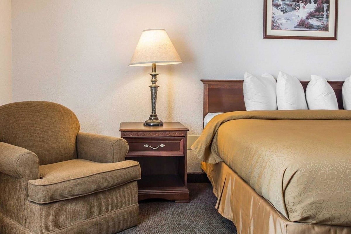 Premium bedding, down duvets, in-room safe, desk