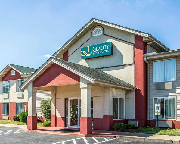 Exterior - Quality Inn & Suites Middletown - Franklin (Franklin)