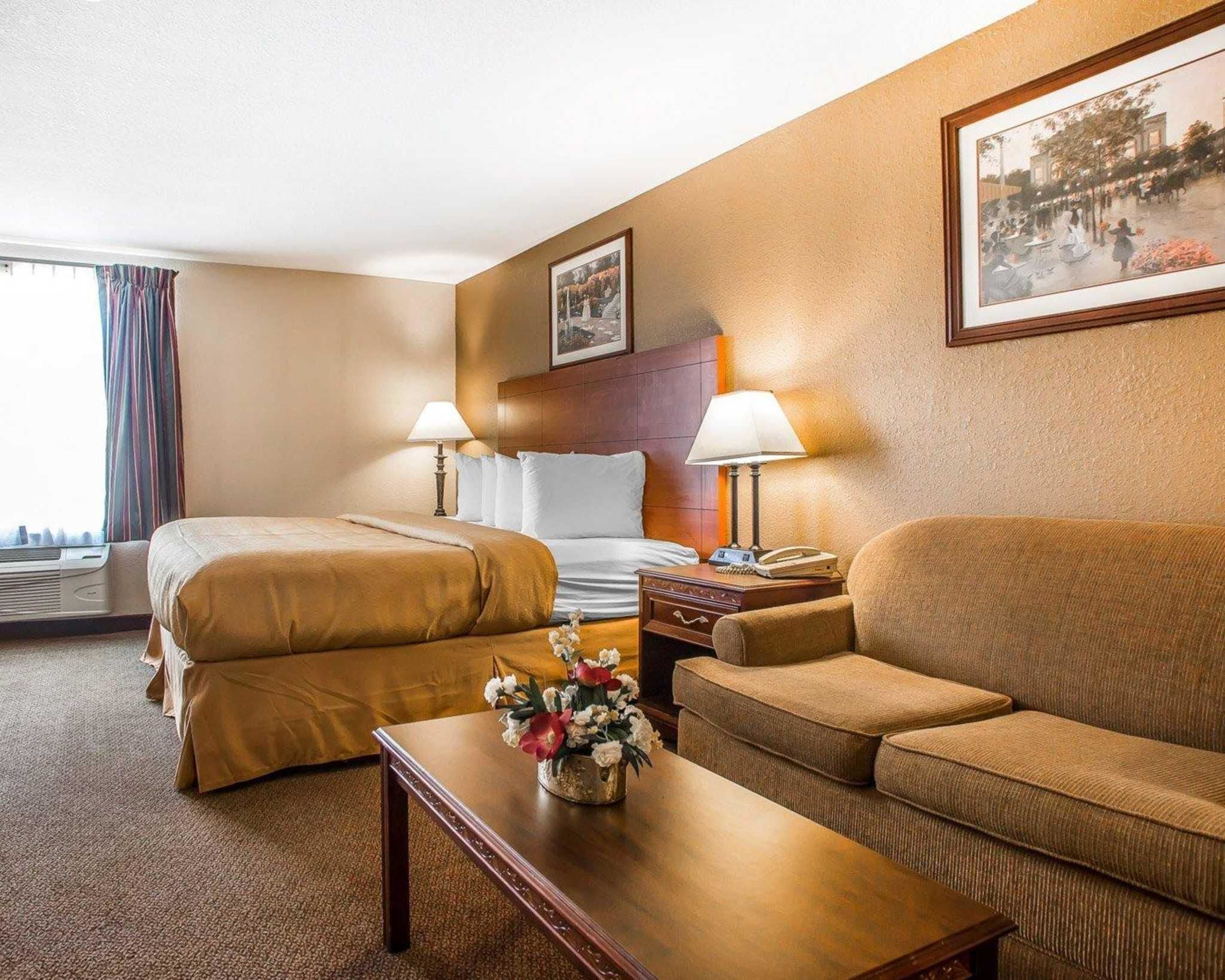 Quality Inn & Suites Middletown - Franklin