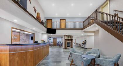 AmericInn by Wyndham Pella