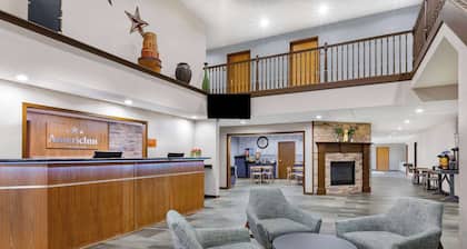 AmericInn by Wyndham Pella