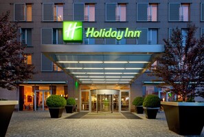 Exterior - Holiday Inn Prague Congress Centre by IHG (Prague)