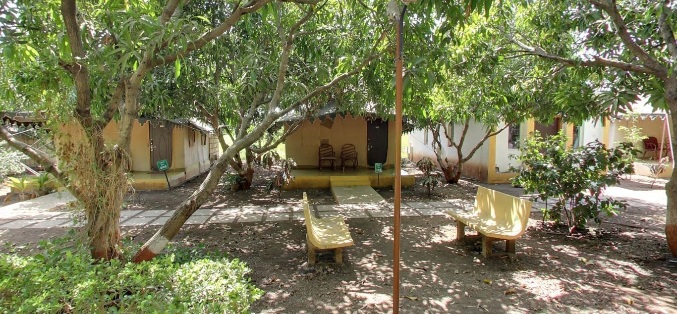 Standard Tent, 1 Bedroom, Garden View | Free WiFi, bed sheets